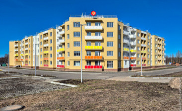 В Валдае завершают строительство многоквартирного дома для медработников