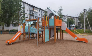 Новая детская площадка появилась в деревне Борки Новгородского района