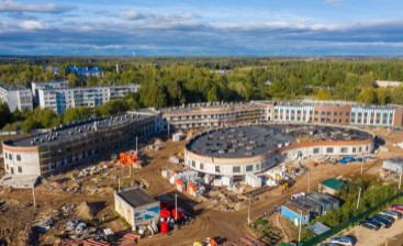 В Великом Новгороде продолжается строительство современного дома-интерната для престарелых и инвалидов