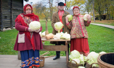 ЭТНОГРАФИЧЕСКИЙ ПРАЗДНИК «КАПУСТКИ В ВИТОСЛАВЛИЦАХ»